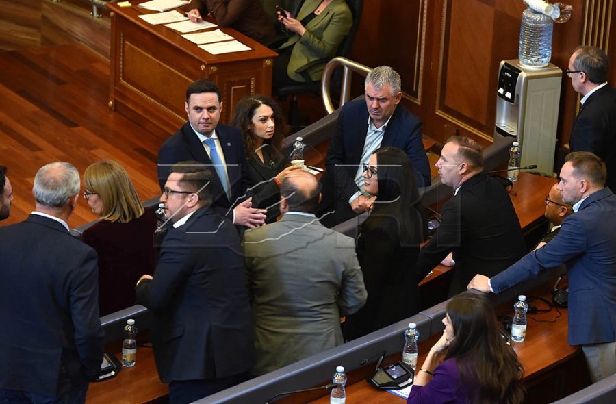 A mund të fajësohen gjashtë deputetë për dështimin e zgjedhjes së presidentit?
