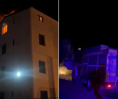 Panik te pushuesit në Velipojë, përfshihet nga flakët një hotel