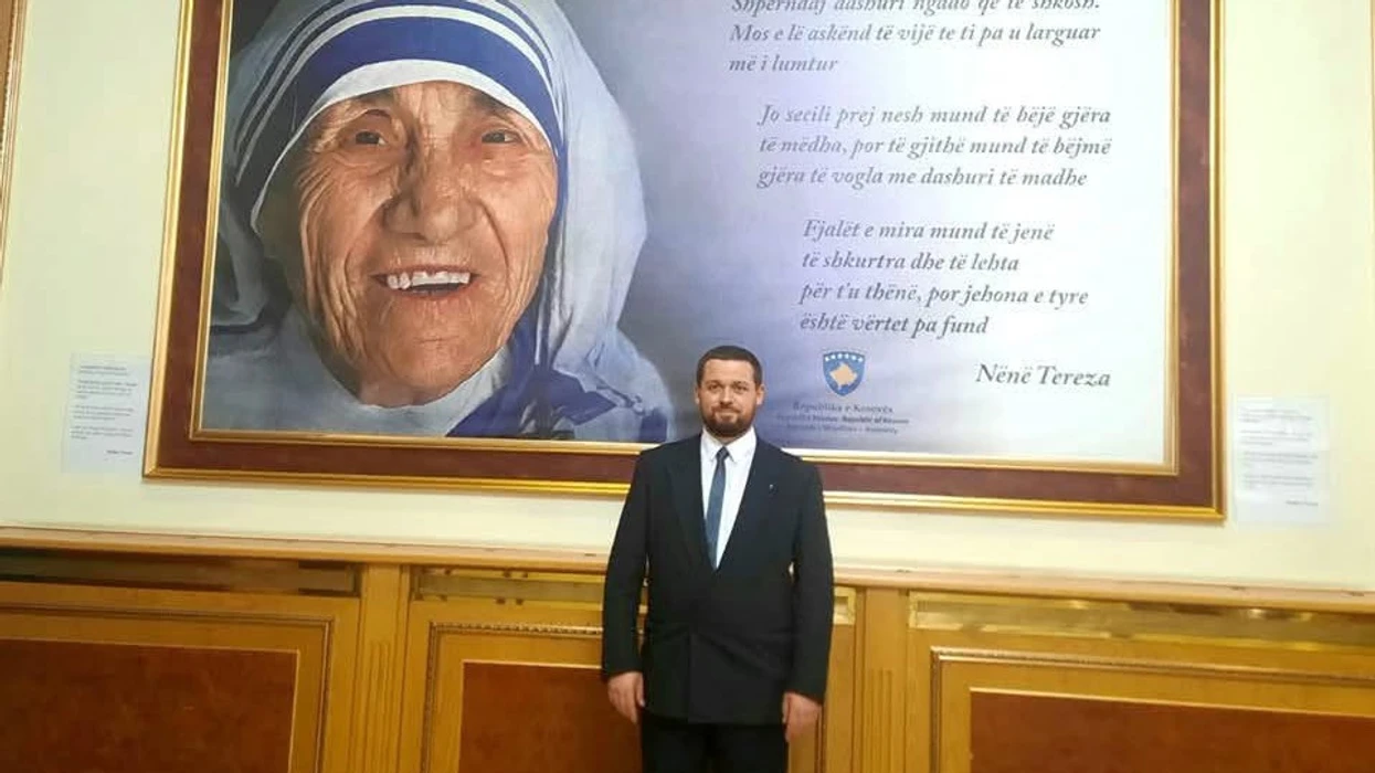Imami Labinot Maliqi përkujton Nënë Terezën: Le të jetë kujtimi i saj urë respekti
