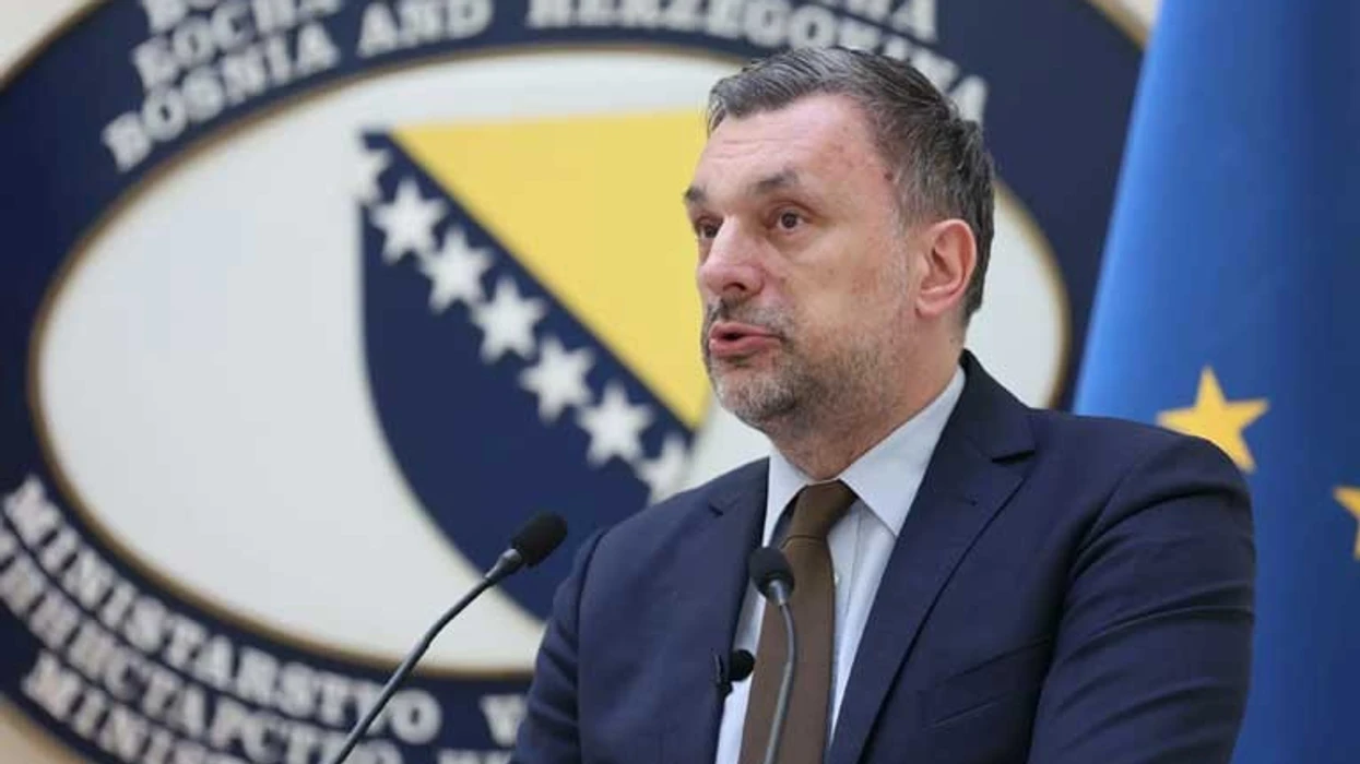Bosnja e Hercegovina tërheq stafin e Ambasadës nga Serbia për shkak të sjelljeve të zyrtarëve serbë pas varrimit të Mladiqit