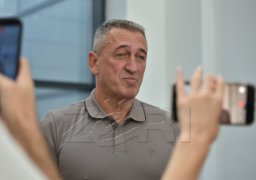 Gashi e akuzoi për gjuhë kundër Kosovës, Rashiqi: Gënjeshtër banale