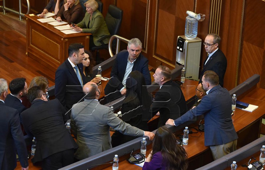 Hoti kërkon “Konventë të madhe të pajtimit” për LDK-në