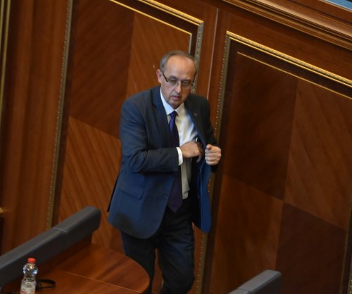 Avdullah Hoti: Kosova nuk mund të vendoset nën diktatin e një njeriu të papërgjegjshëm