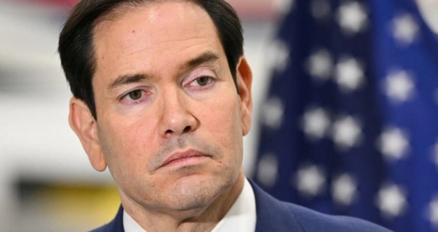 Rubio: SHBA-ja do të vazhdojë t’i godasë anijet iraniane