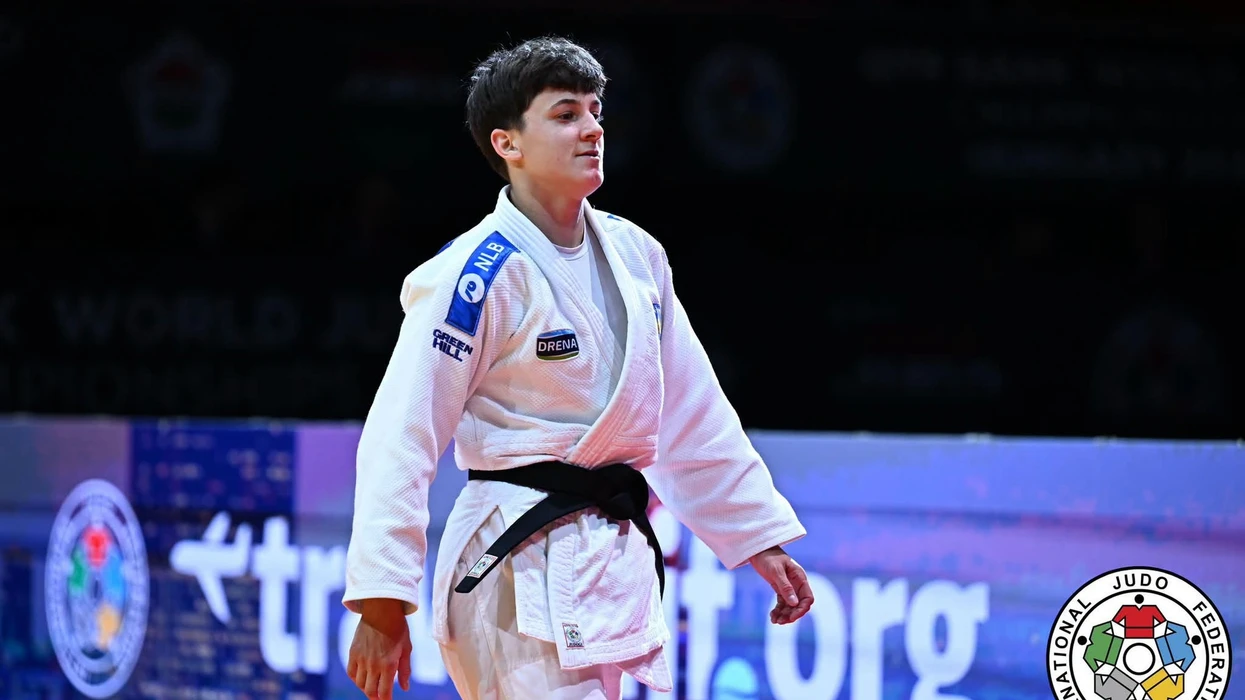 Laura Fazliu shkëlqen në Budapest, kualifikohet në gjysmëfinale të Grand Slamit