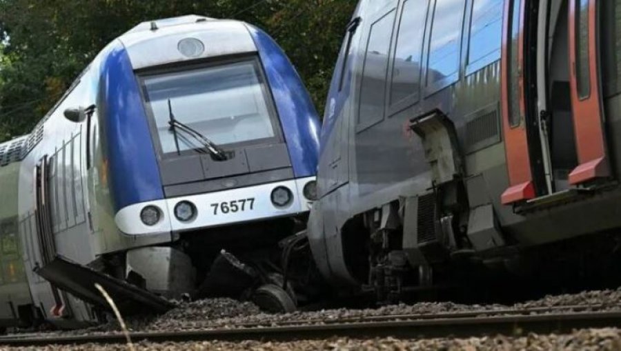 Dalja e trenit nga shinat në Francë, hetohet mundësia e një akti të qëllimshëm