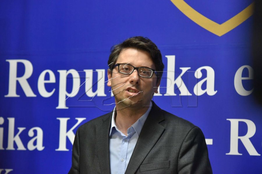 Murati pas konstituimit të Kuvendit: PDK-ja bojkotoi seancën, ne u pajtuam t’i votojmë kandidatët e tyre