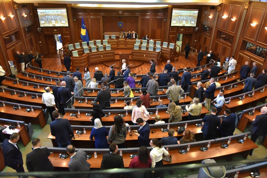 Pa nënkryetarin e PDK-së, konstituohet Kuvendi