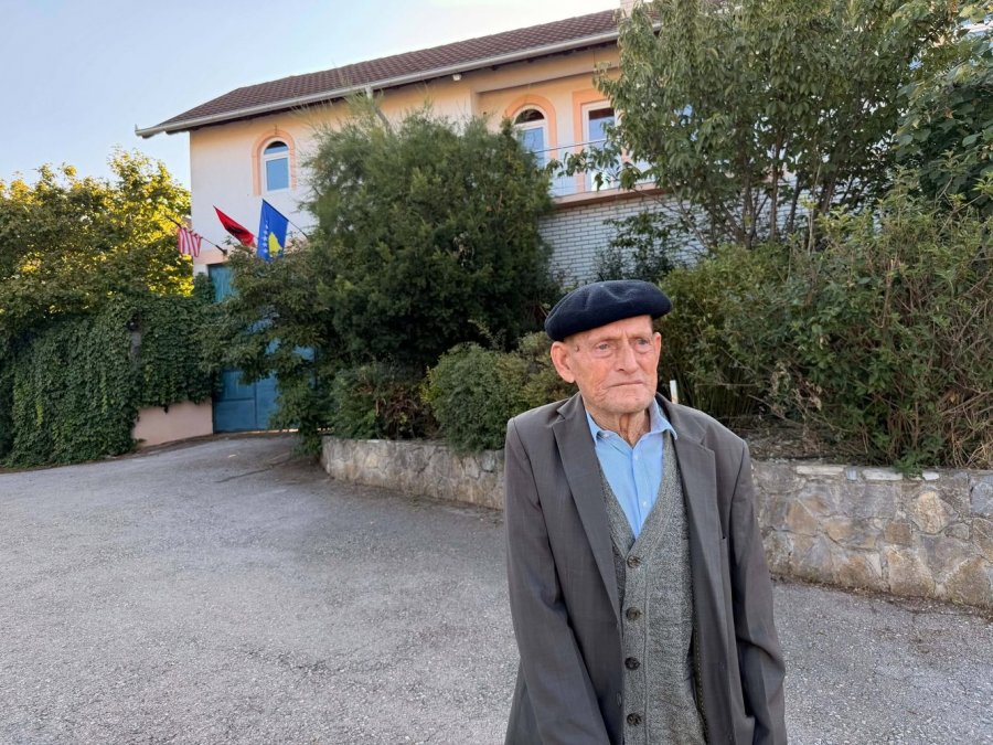 Familjari i Thaçit: Presim gëzimin më të madh, besojmë se sot do të lirohen