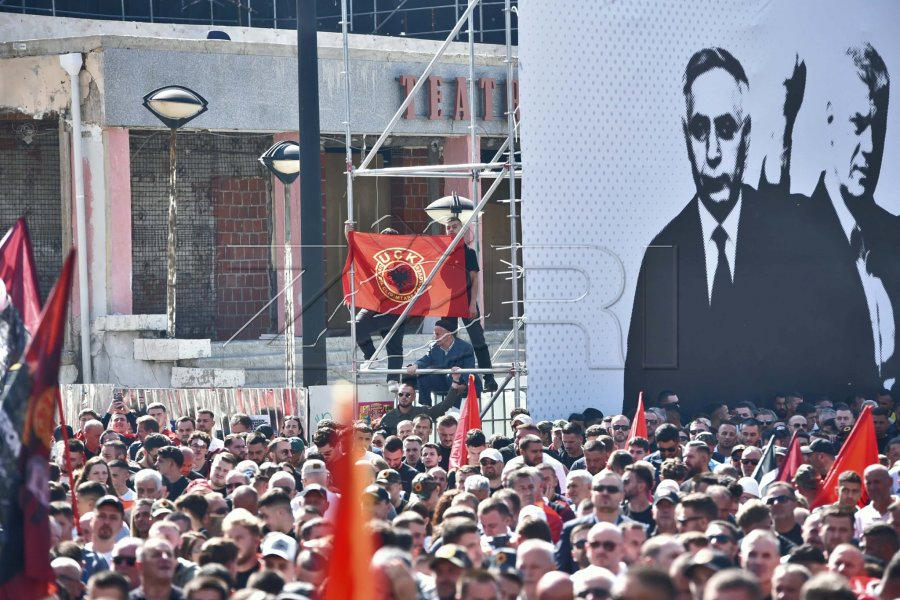 Lladrovci pas aktgjykimit në Hagë: Drejtësia ndaj ish-krerëve të UÇK-së sot u bë padrejtësi