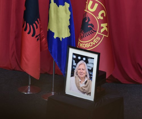 Nis ceremonia përkujtimore për Flora Brovinën