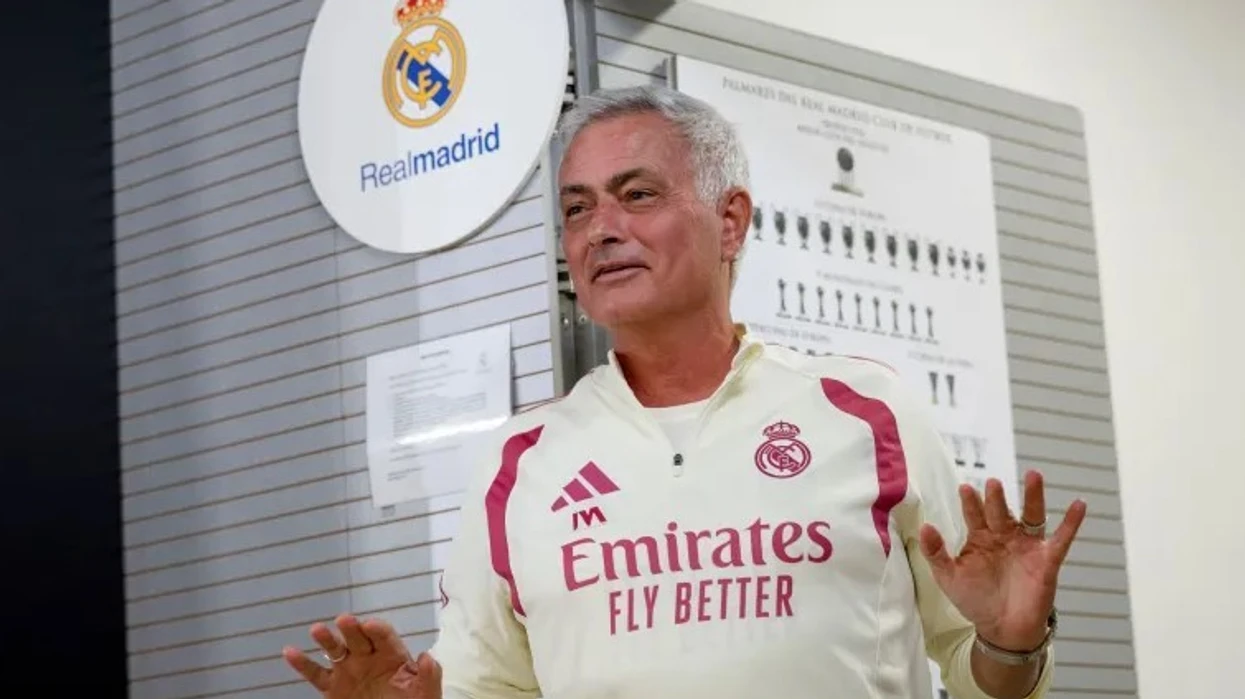 “Real Madridi nuk krahasohet me askënd”, Mourinho komenton formën e frikshme të Barcelonës