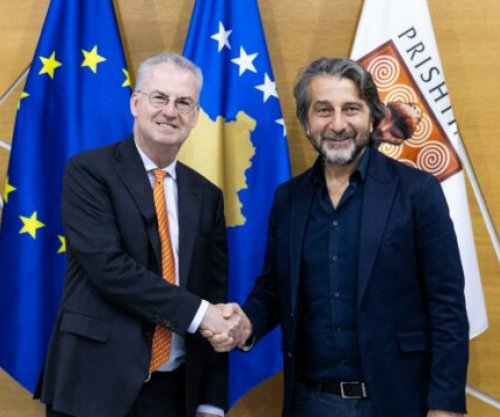 Ambasadori i BE-së takohet me Ramën: Mbështetja për zhvillimin e Prishtinës ishte në qendër të takimit