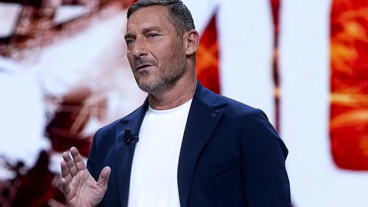 Totti zbulon dy klubet e Serisë A që donin ta nënshkruanin në moshën 48-vjeçare