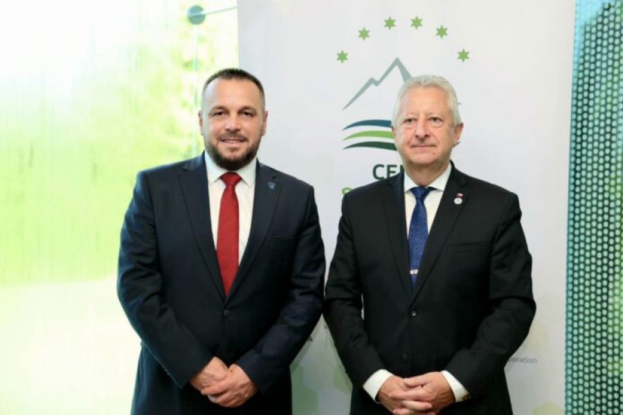 Maqedonci dhe ministri çek diskutojnë për marrëveshje bashkëpunimi në mbrojtje