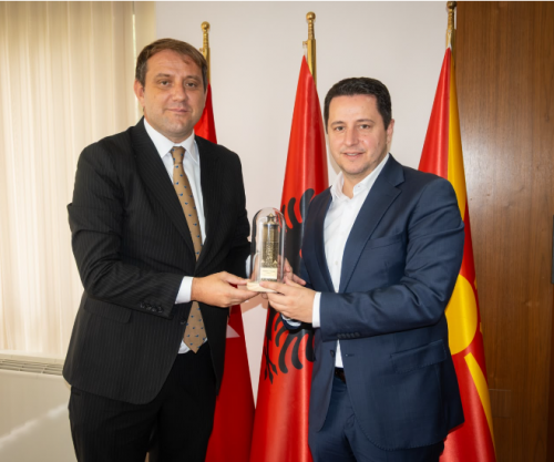 Kryetari i Gostivarit takon ambasadorin e Kosovës në Maqedoninë e Veriut, diskutojnë për thellim të bashkëpunimit