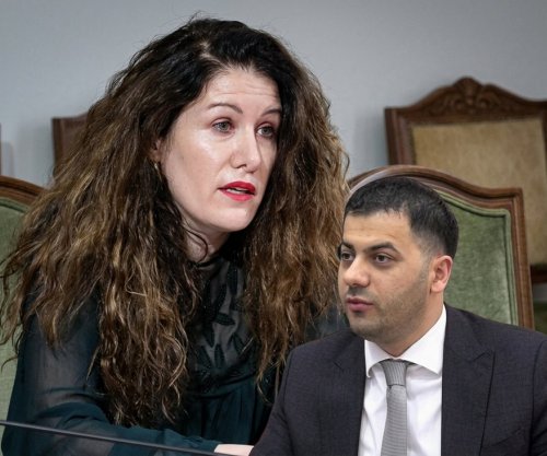 “Flej rehat zemër, krejt radarët e shtetit i mbyll për ty” - zbardhen mesazhet se si Vlora Hyseni vihet në shërbim të Ergys Agasit