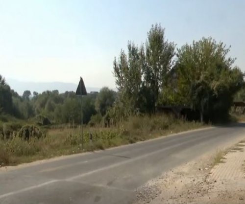 Rrugët pa sinjalistikë, shqetësim për sigurinë e nxënësve në Has