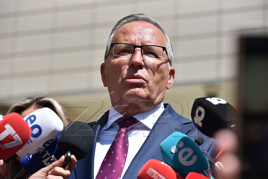 Hamza pas mbledhjes së Këshillit Drejtues: PDK-ja kërkon mbështetje institucionale për mbrojtjen në Hagë