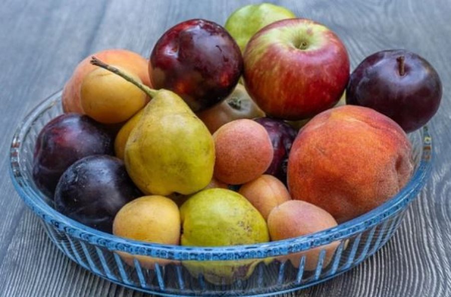 Duhet t’i përfshini këto tre lloje frutash në dietën tuaj këtë vjeshtë