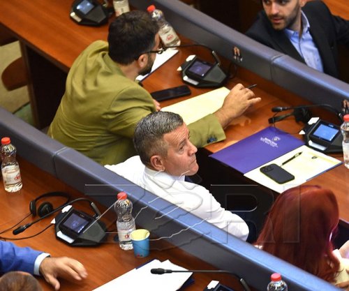 LVV-ja dhe PDK-ja bashkë në qeverisje? Rrustem Mustafa vjen me propozimin e papritur për “Koalicionin e Madh”