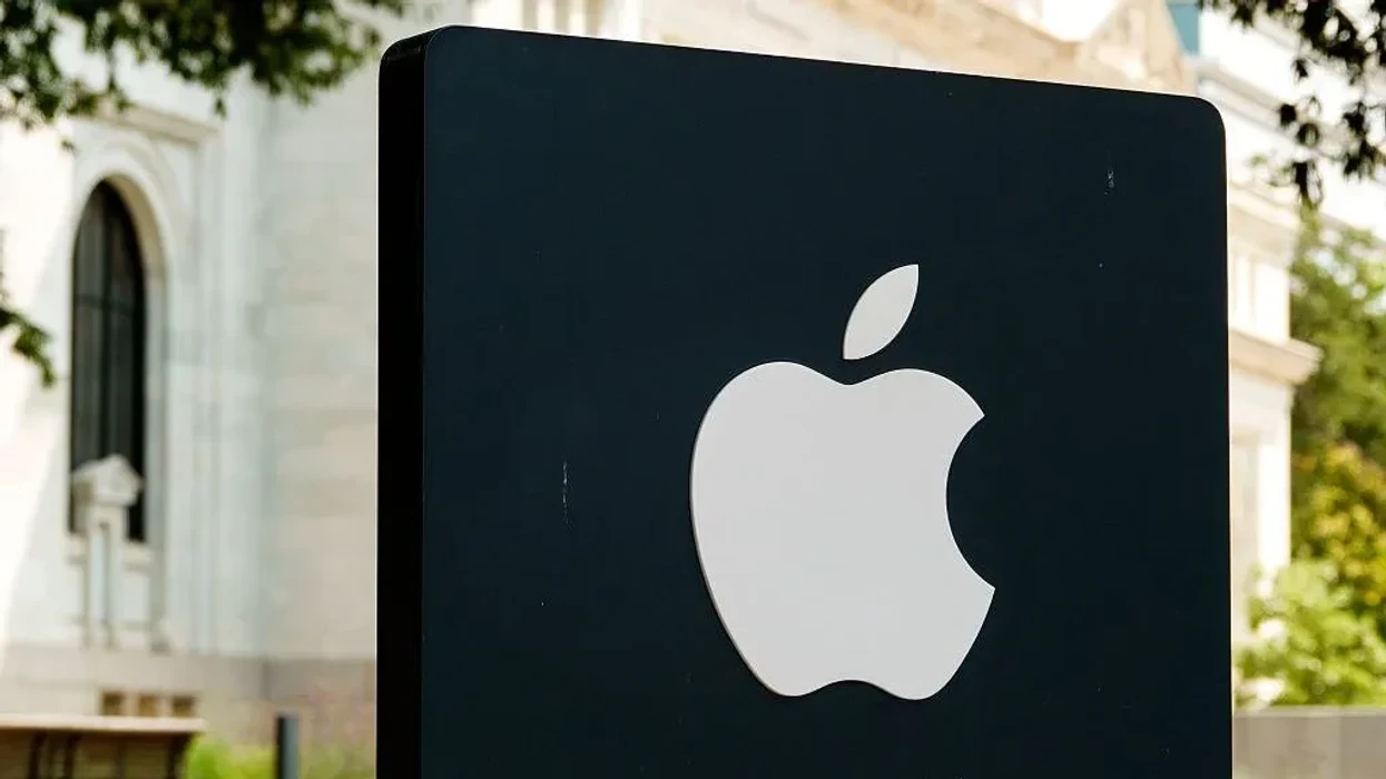 Apple goditet me 5.7 miliardë dollarë, humb gjyqin për teknologjinë e vibrimit në iPhone dhe Apple Watch