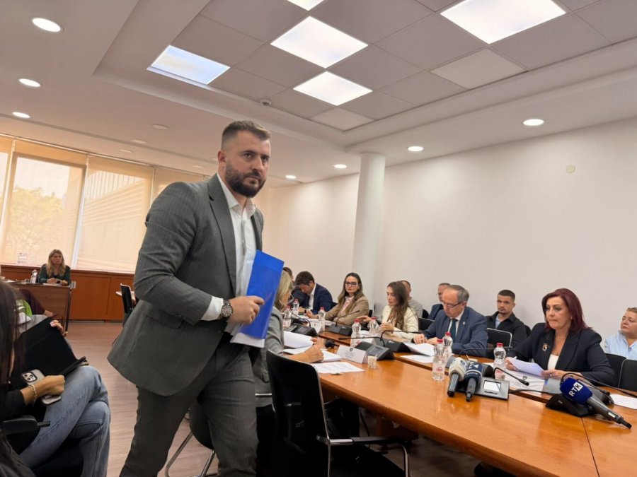 PDK-ja lëshon Komisionin për Buxhet, kundërshton punën pa konstituim dhe mosprocedimin e Ligjit për Specialen